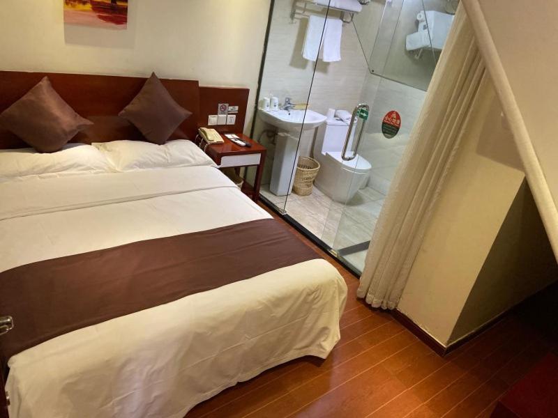 Greentree Inn Shanghai Songjiang University City New Songjiang Road Express Hotel ภายนอก รูปภาพ