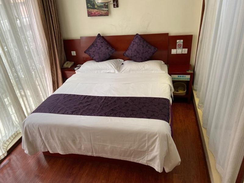 Greentree Inn Shanghai Songjiang University City New Songjiang Road Express Hotel ภายนอก รูปภาพ