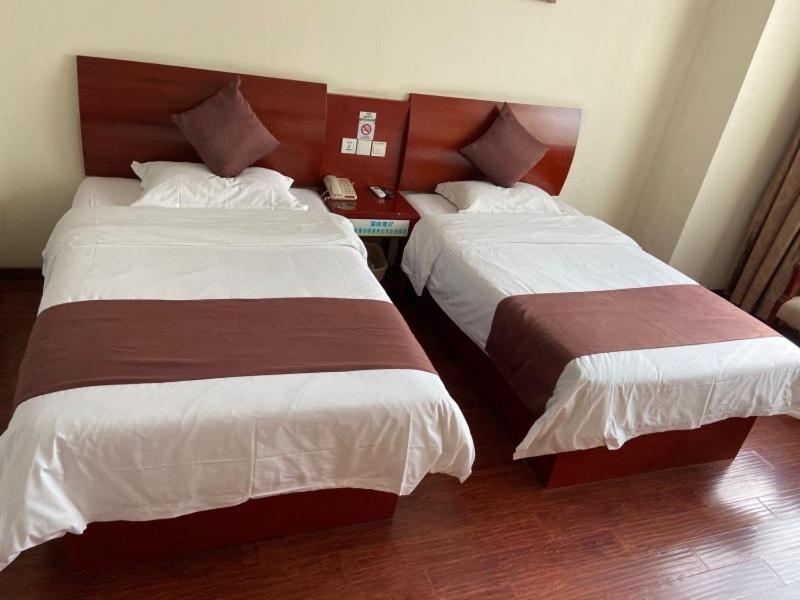 Greentree Inn Shanghai Songjiang University City New Songjiang Road Express Hotel ภายนอก รูปภาพ