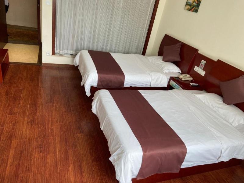 Greentree Inn Shanghai Songjiang University City New Songjiang Road Express Hotel ภายนอก รูปภาพ