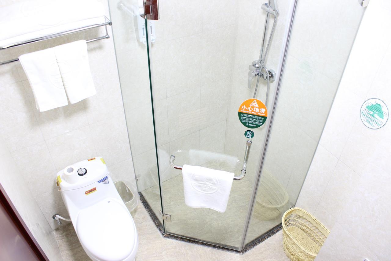 Greentree Inn Shanghai Songjiang University City New Songjiang Road Express Hotel ภายนอก รูปภาพ